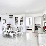 Apartamento frente al mar