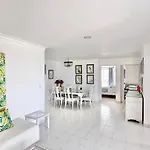 Apartamento frente al mar